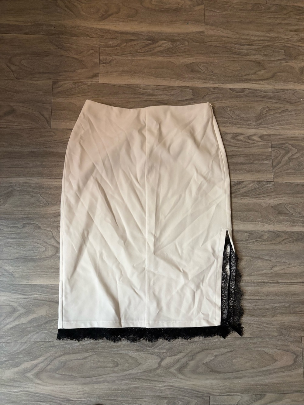 Women’s Cream Pencil Skirt with Black Lace Trim